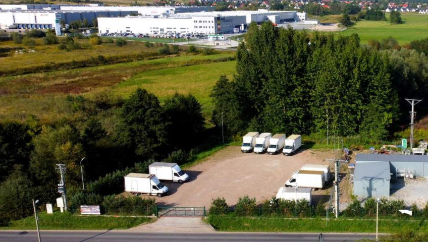 Działka Wynajem Modlniczka Do wynajęcia utwardzony teren z możliwym zapleczem biurowym