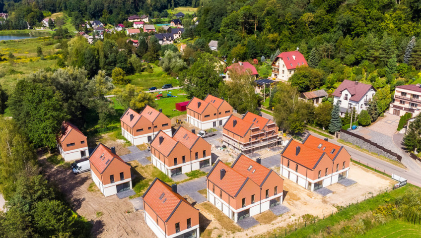 Dom Sprzedaż Aleksandrowice Dom z widokiem na staw w Aleksandrowicach - 1B